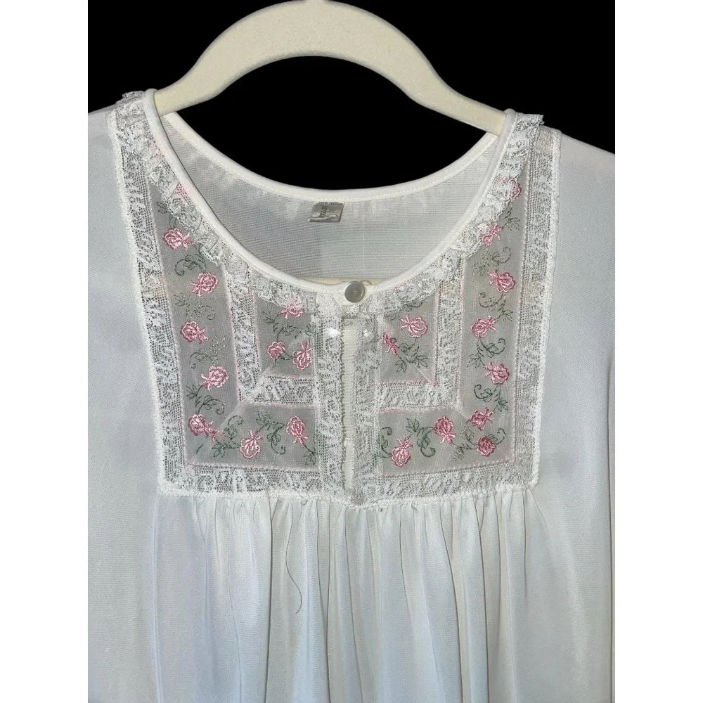 Vintage Komar Nightgown - Picture 4 of 9